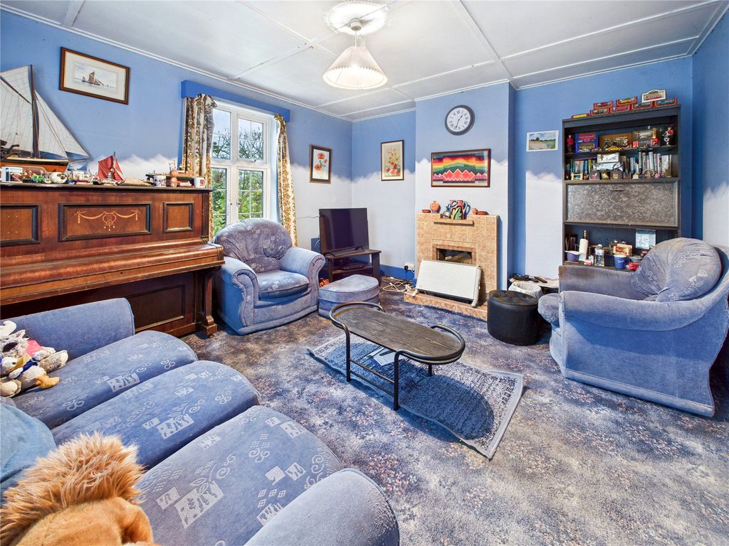 Property photo 2 of 8 Picture 2