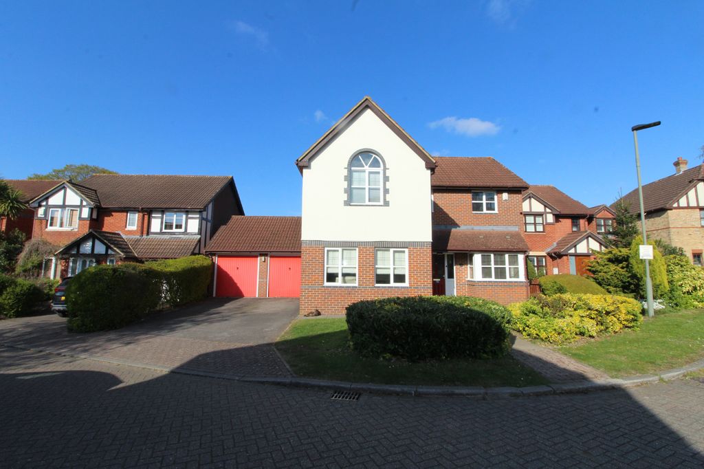 Property photo 1 of 33