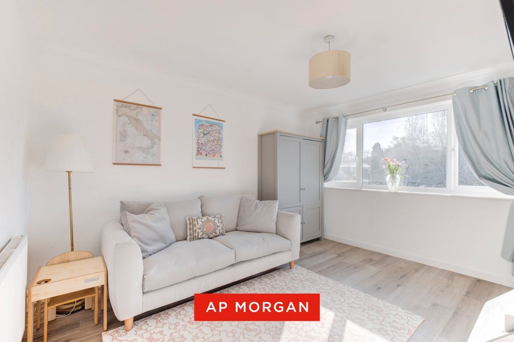 Property photo 2 of 13 Picture No. 03