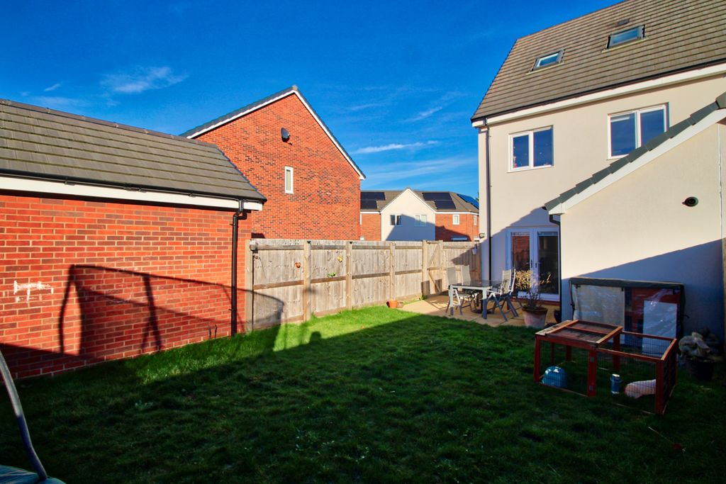 Property photo 3 of 21 Img_1764