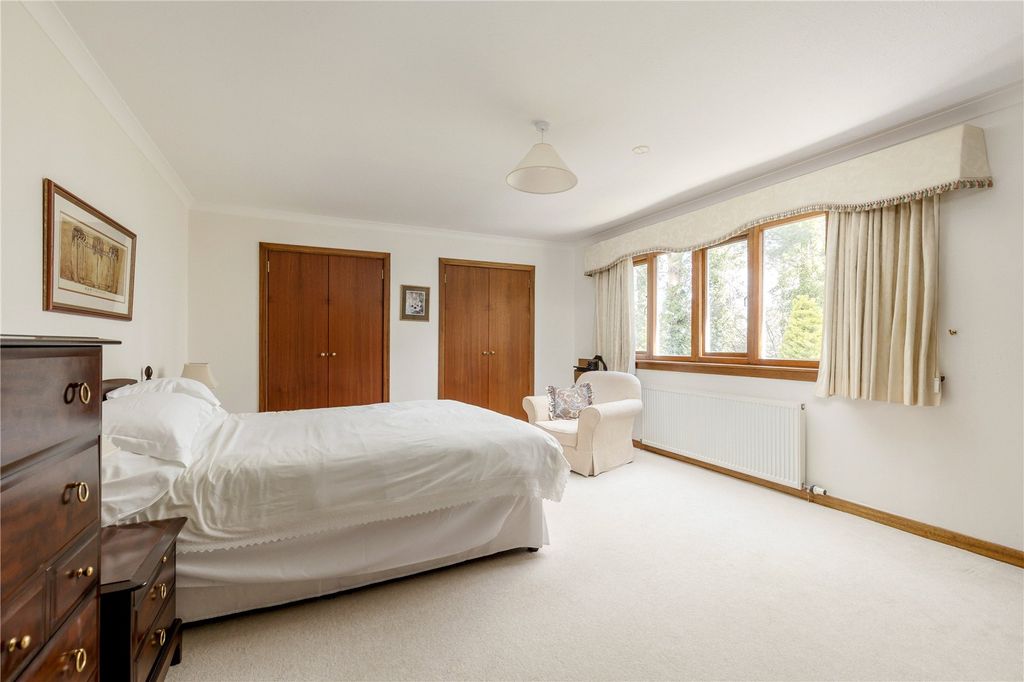 Additional image 15 of 5 bed semi-detached house for saleBarnton Avenue, Barnton, Edinburgh EH4