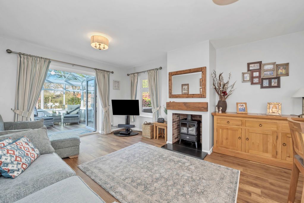 Property photo 2 of 23 Sitting Room