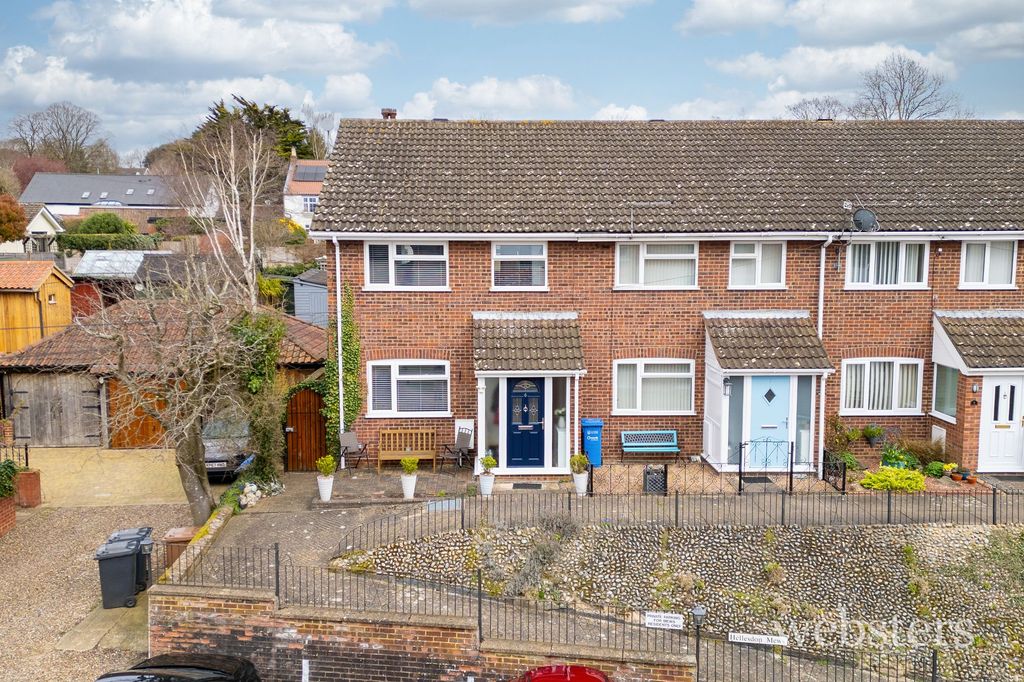 Property photo 1 of 23