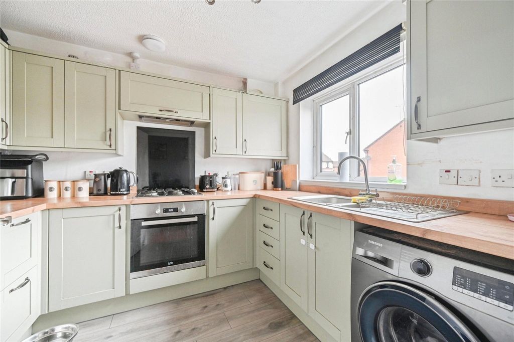 Property photo 2 of 13 Picture No. 04