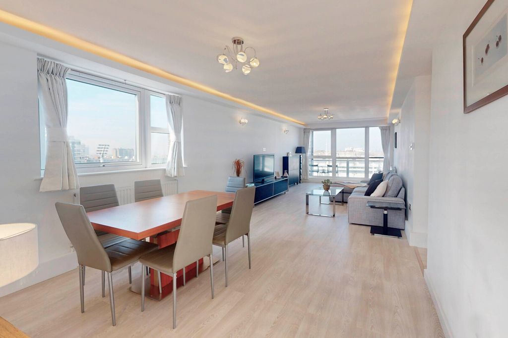 Property photo 1 of 19 Picture No. 13