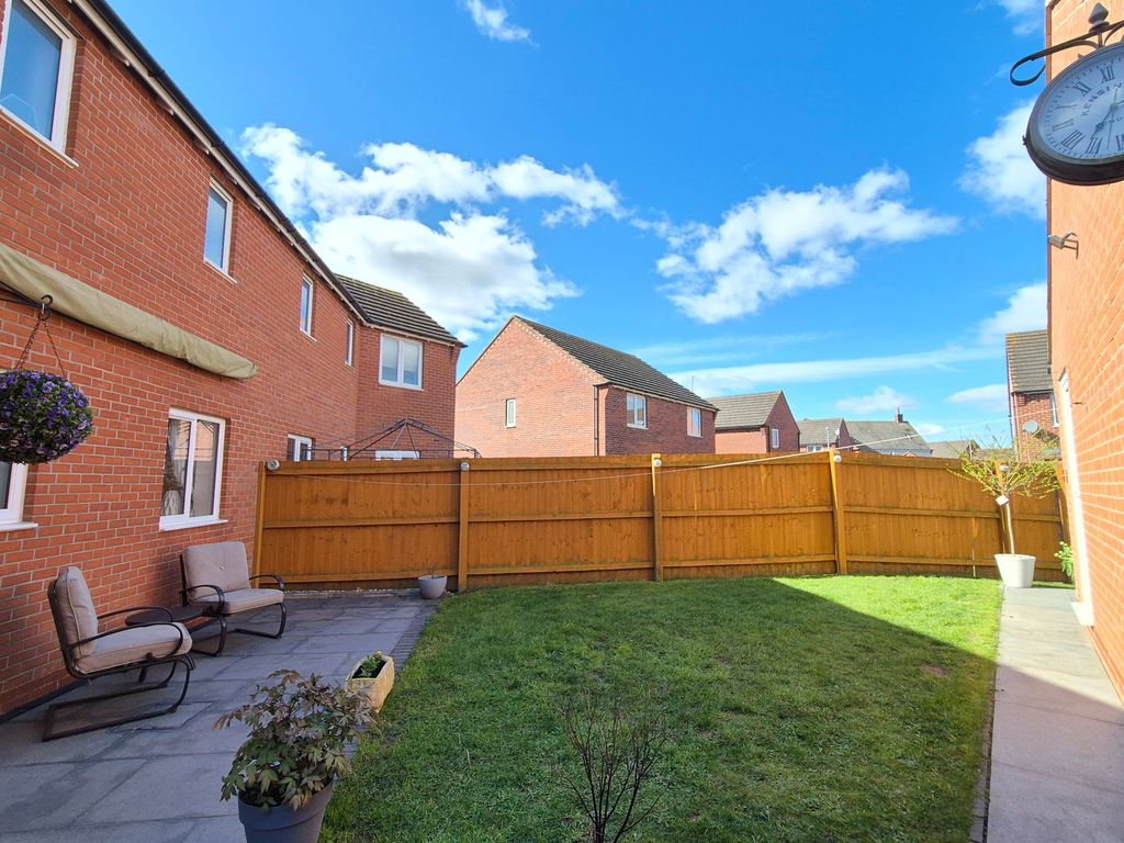 Additional image 4 of 3 bed semi-detached house for saleFarley Crescent, Ibstock LE67