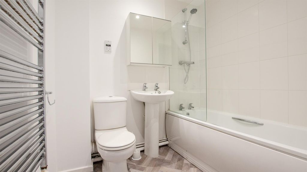 Property photo 3 of 6 Dsc08451.Jpg