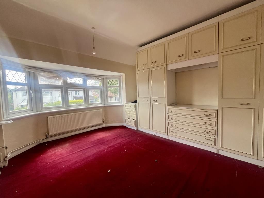 Property photo 3 of 10 Bedroom