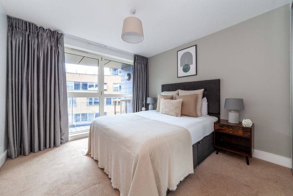 Property photo 3 of 15 Bedroom