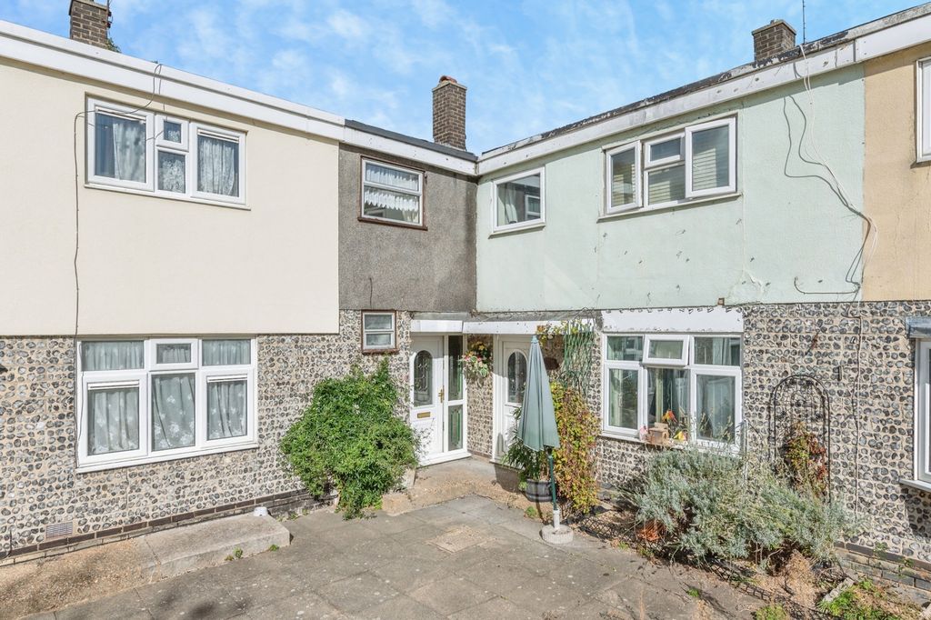 Property photo 1 of 18 Pbox-Img.Jpg