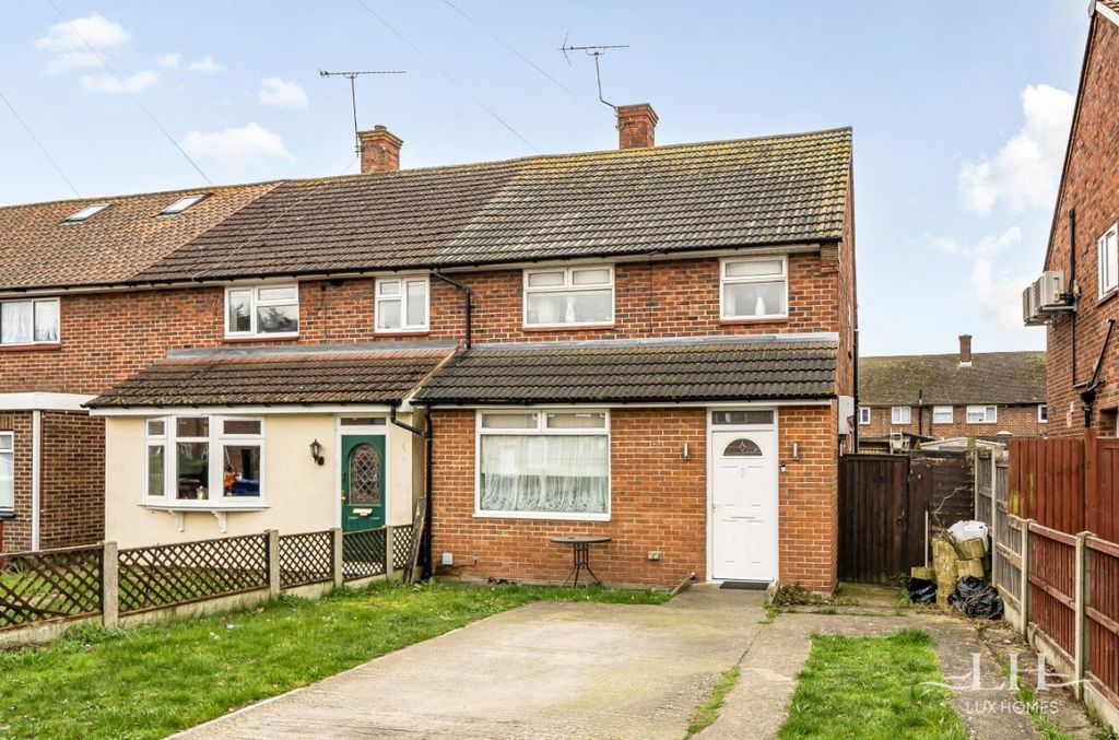 Property photo 2 of 13