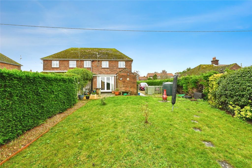 Property photo 3 of 25 Picture No. 37