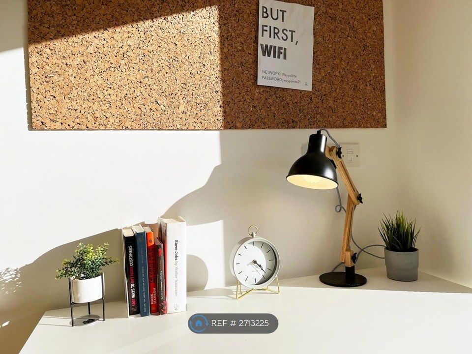 Property photo 2 of 21