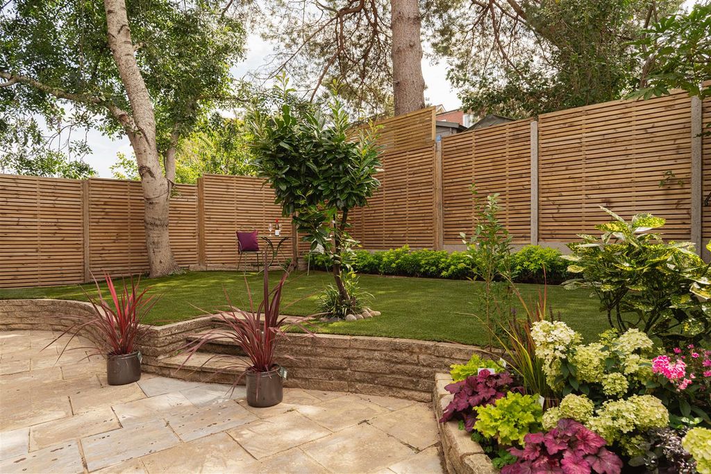 Property photo 2 of 21 24.Jpg