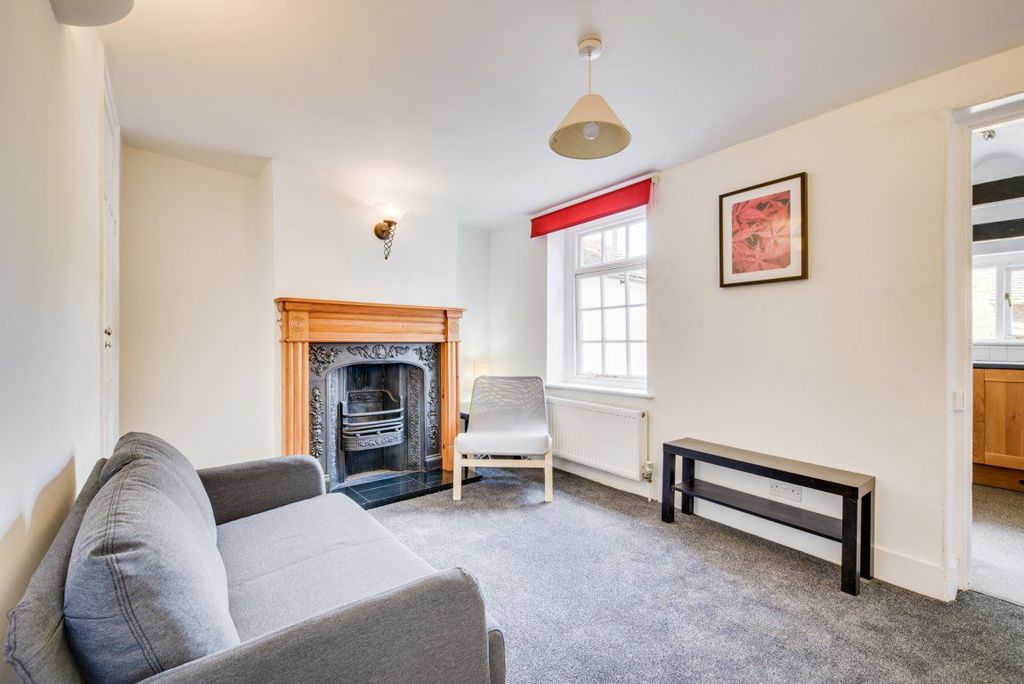 Property photo 3 of 23