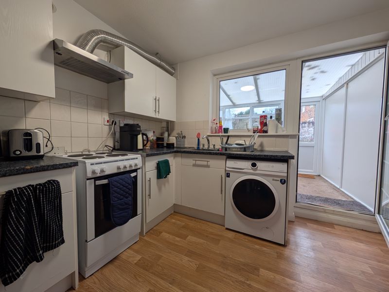 Property photo 2 of 6 Photo 6