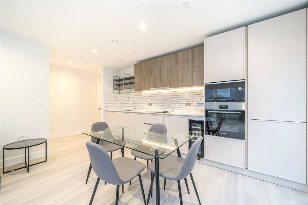 Property photo 3 of 9 Picture No. 26