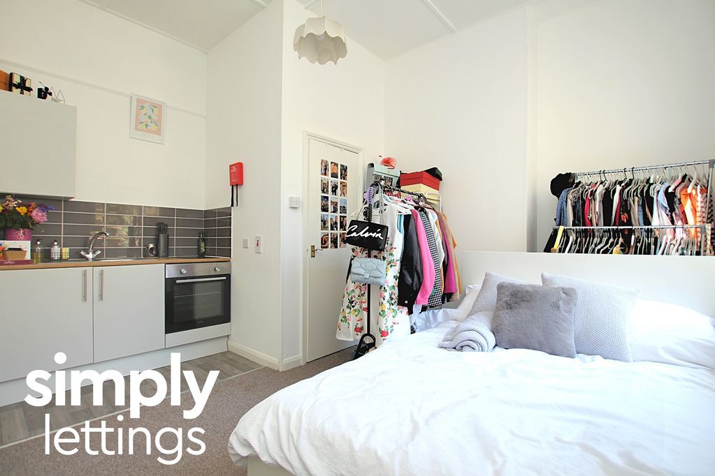 Property photo 2 of 6 Photo 3