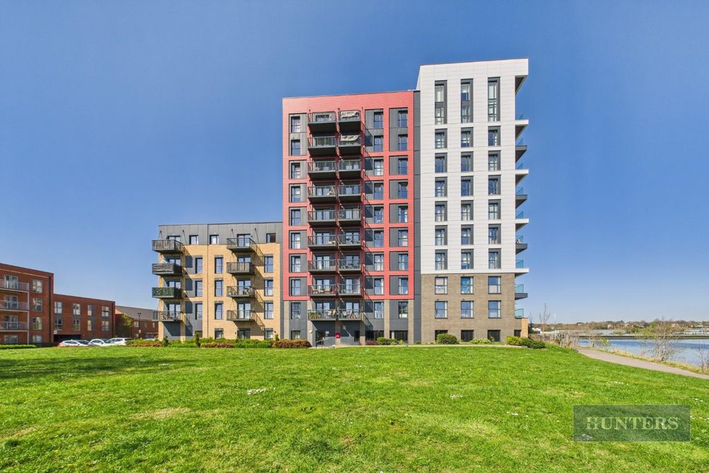 Property photo 1 of 6 Cam05152G0-Pr0066-Still025.Jpg