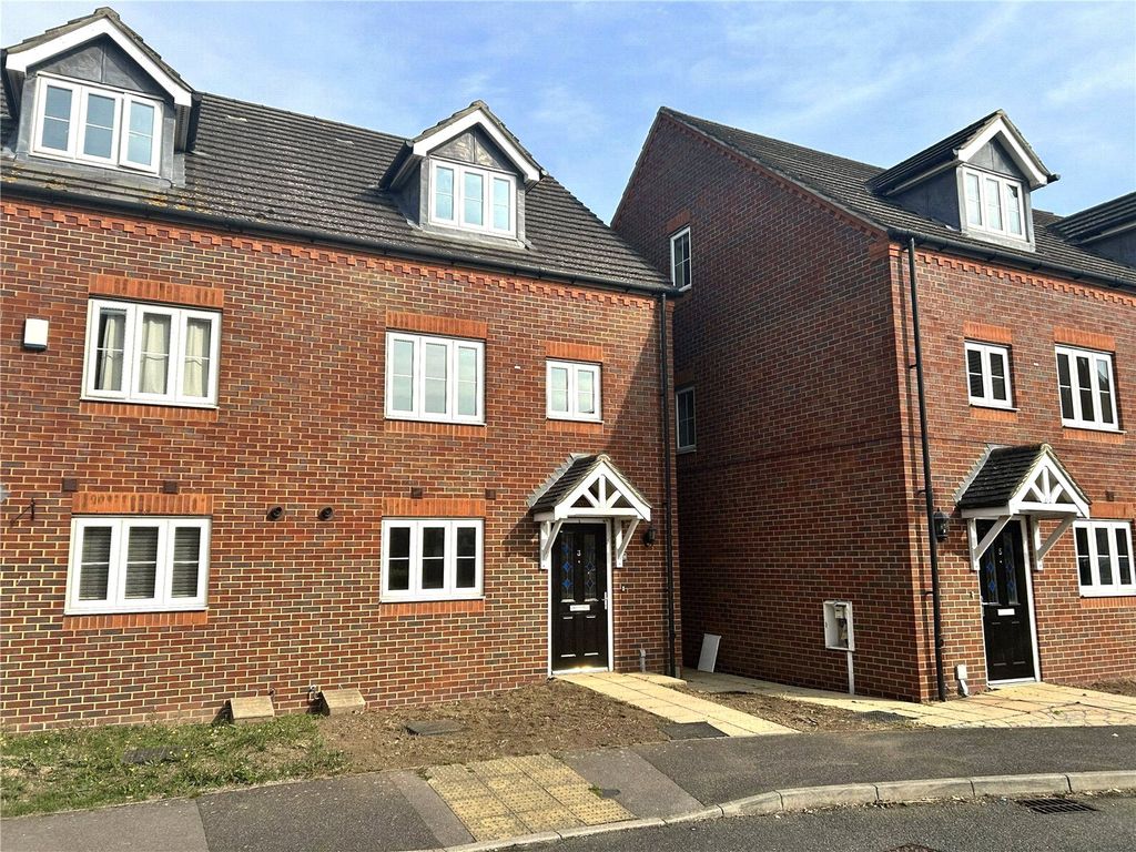 Property photo 1 of 17 Picture No. 01