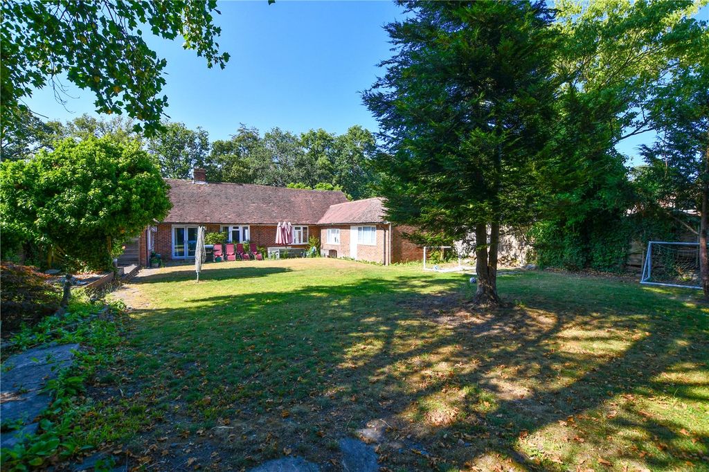 Property photo 1 of 16 Picture No. 25