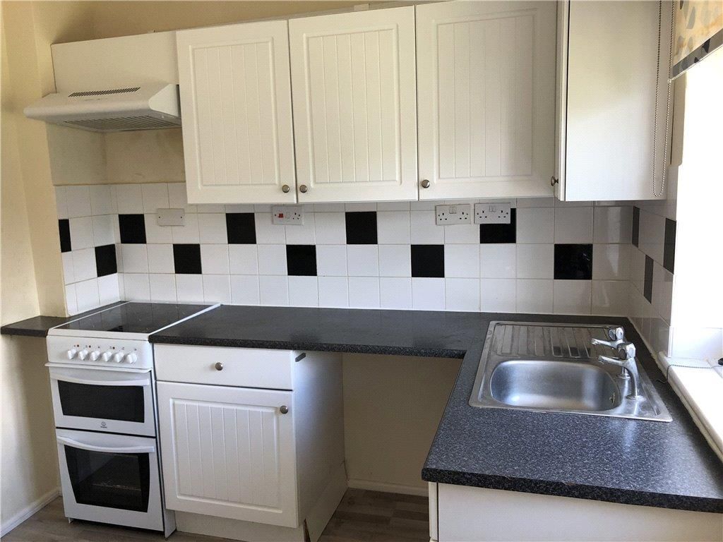Property photo 2 of 5 Kitchen