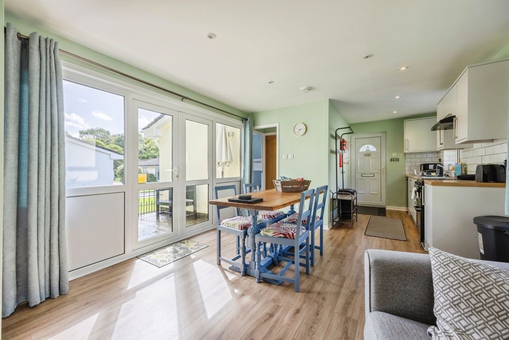 Property photo 2 of 16 Open Plan Living