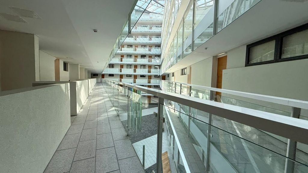 Property photo 2 of 11 Picture No. 17