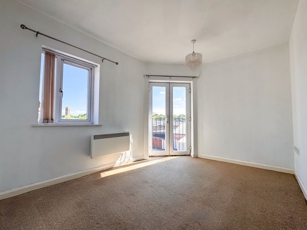 Property photo 3 of 7