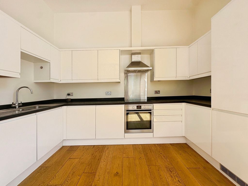 Property photo 2 of 9 Pbox-Img.Jpg
