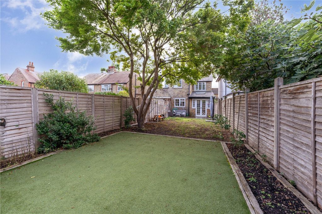 Property photo 2 of 15 Picture No. 33