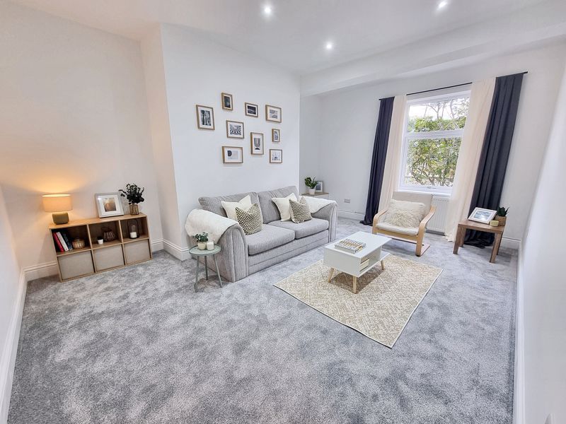 Property photo 3 of 17 Photo 13