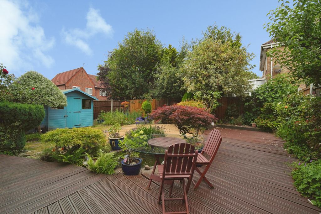 Property photo 3 of 38