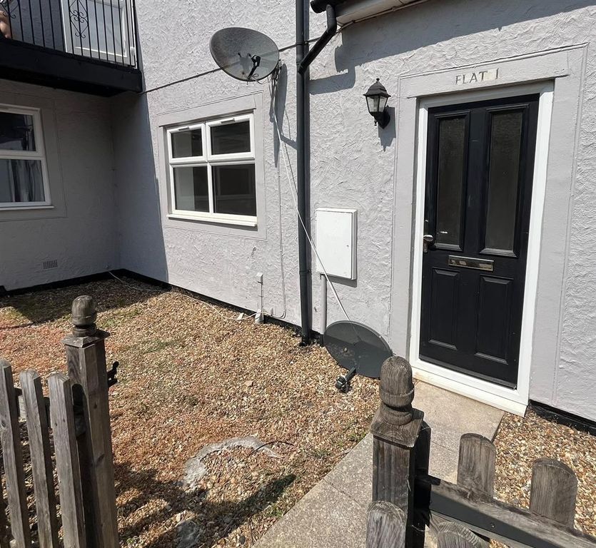 Property photo 1 of 10 Front.Jpeg