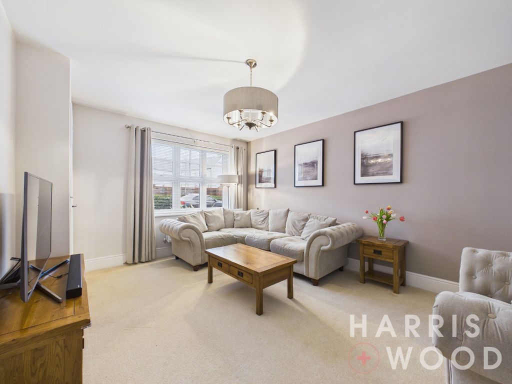 Property photo 2 of 21 4901412