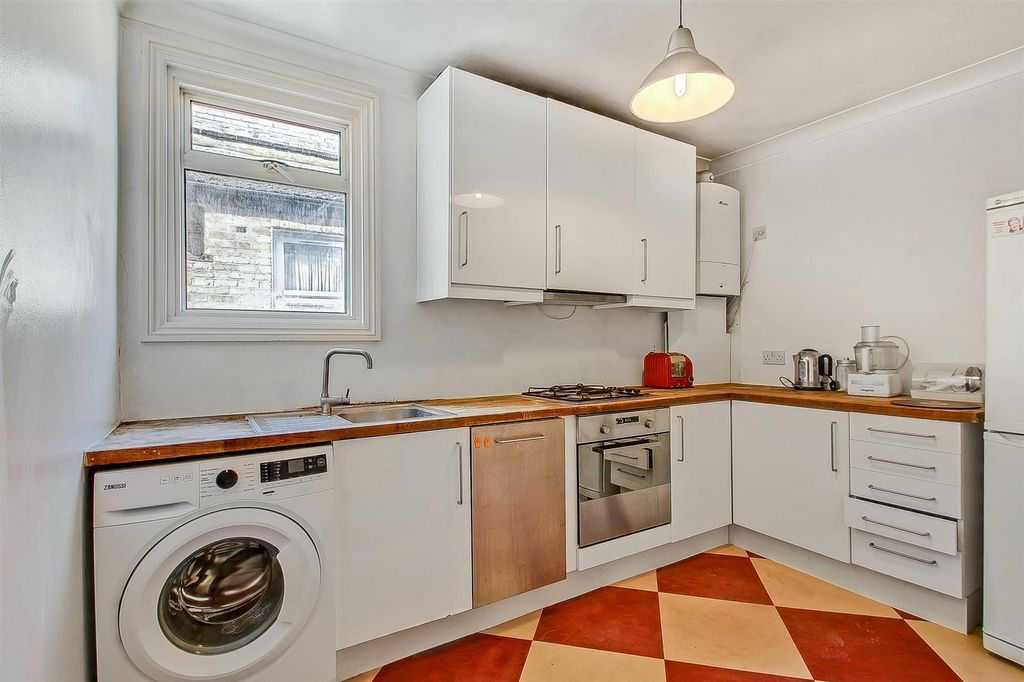 Property photo 3 of 8 G10A4957-G10A4959.Jpg