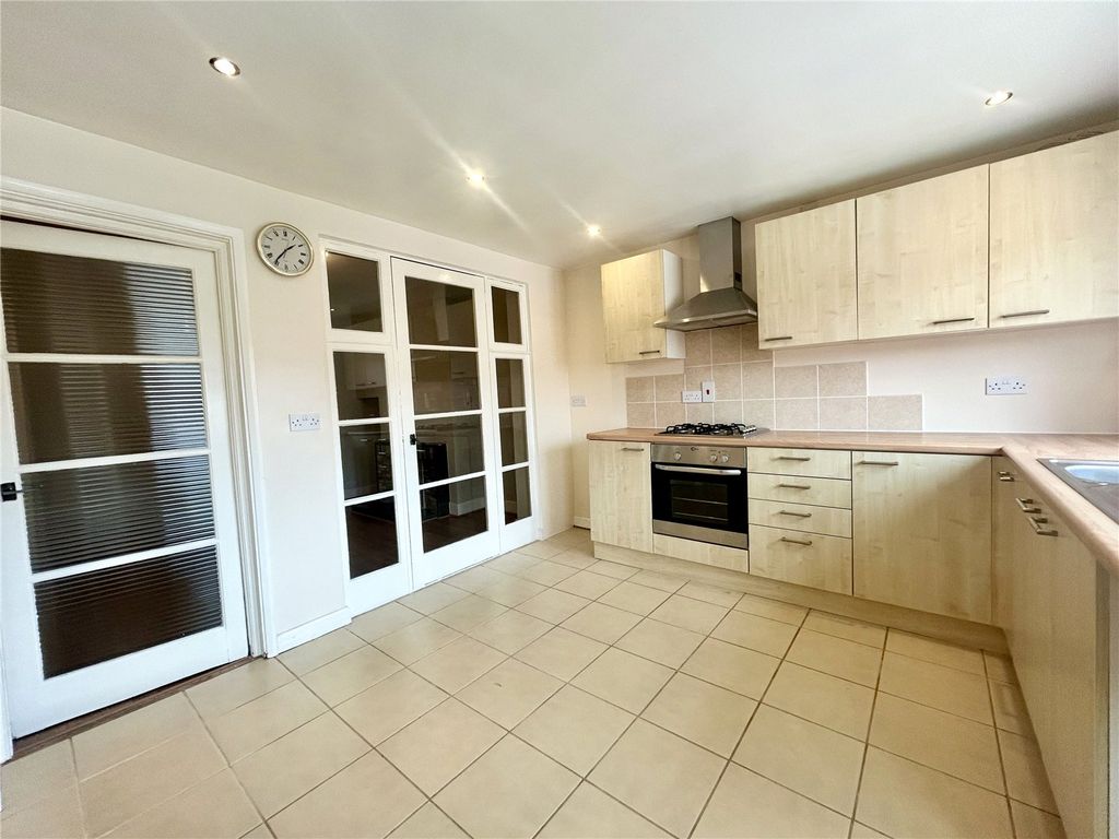 Property photo 3 of 20 Picture No. 13