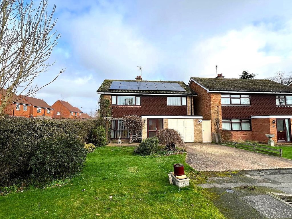 Property photo 1 of 12 Photo 9