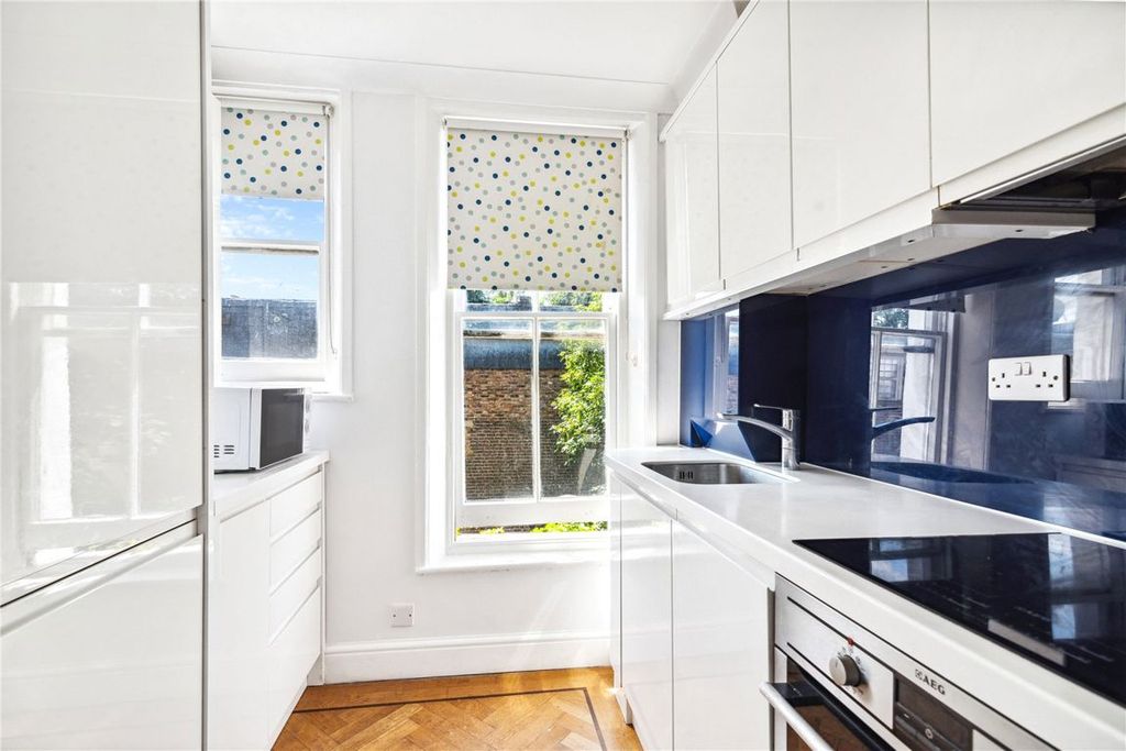 Property photo 2 of 5