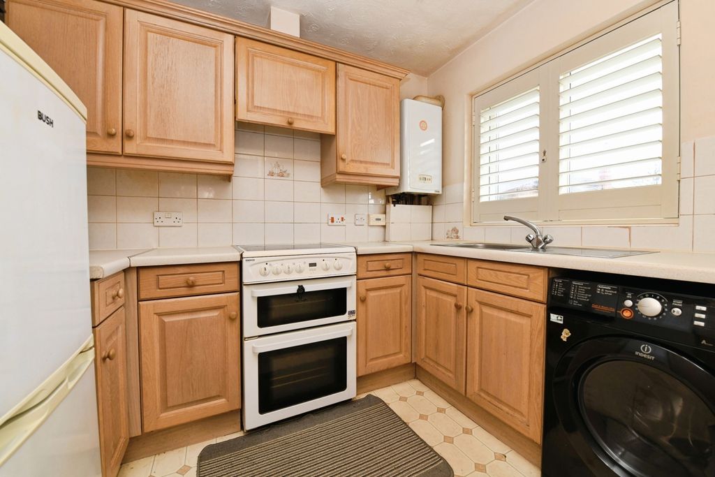 Property photo 3 of 14 Pbox-Img.Jpg