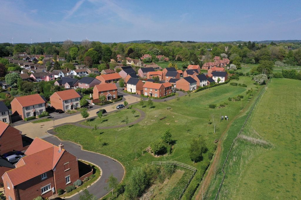 Property photo 3 of 22