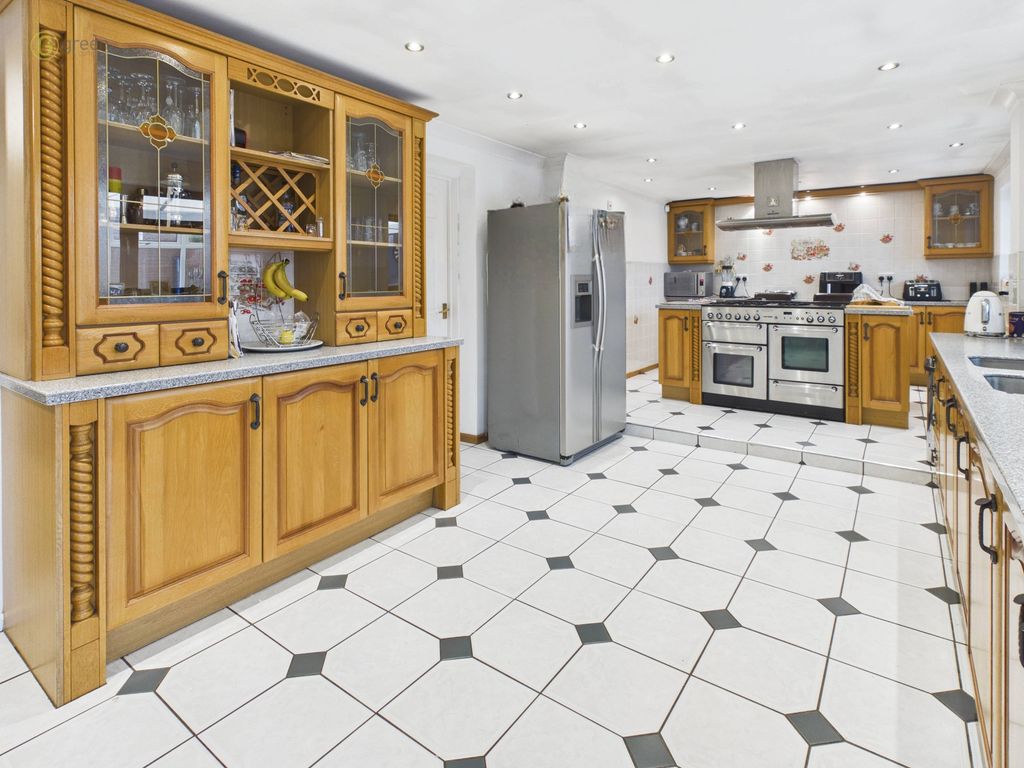 Property photo 2 of 35 1983Af5A69E24391A030B04163Fbd163100Cam04425G0Pr0398Still026