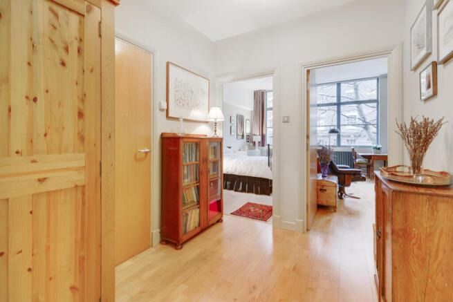 Property photo 2 of 7 4358721
