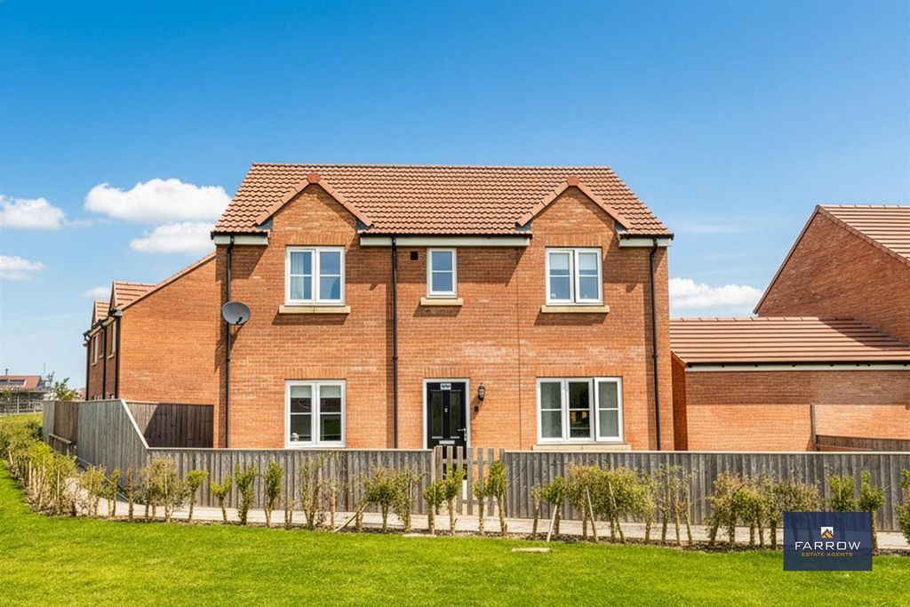 Property photo 1 of 34 Front