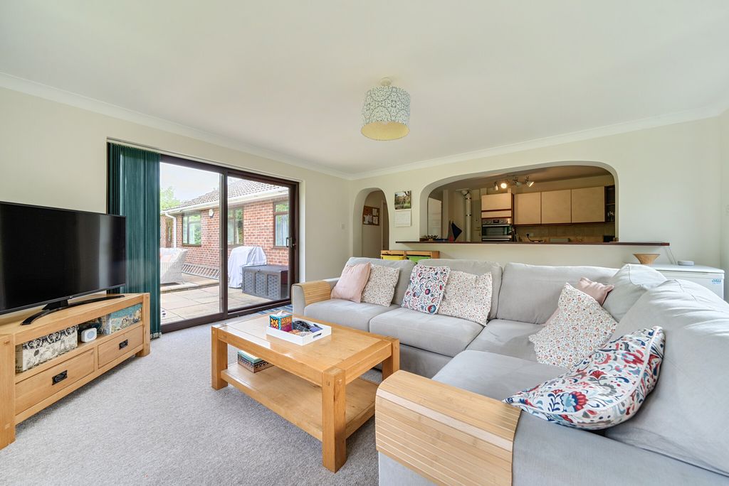 Property photo 3 of 15 1472195-15-6A2Fe2...