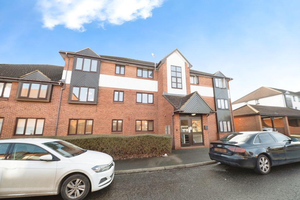 Property photo 1 of 12