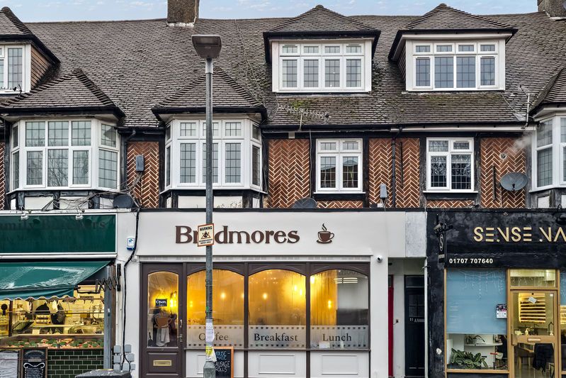 Property photo 2 of 14 Photo 3