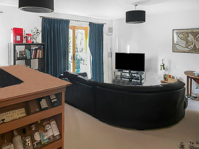 Property photo 2 of 11 Ainsworth Living.Jpg