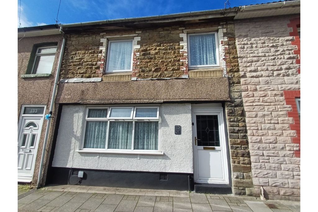 Property photo 1 of 25