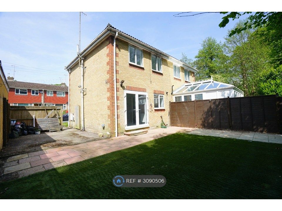 Property photo 2 of 13